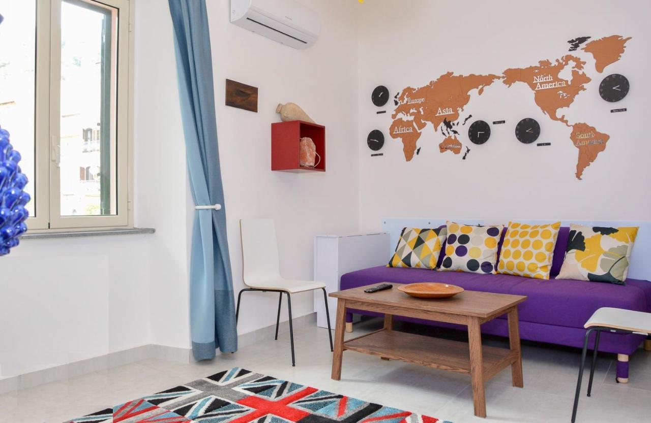 지아르디니낙소스 Sun Sea House Taormina 아파트 외부 사진